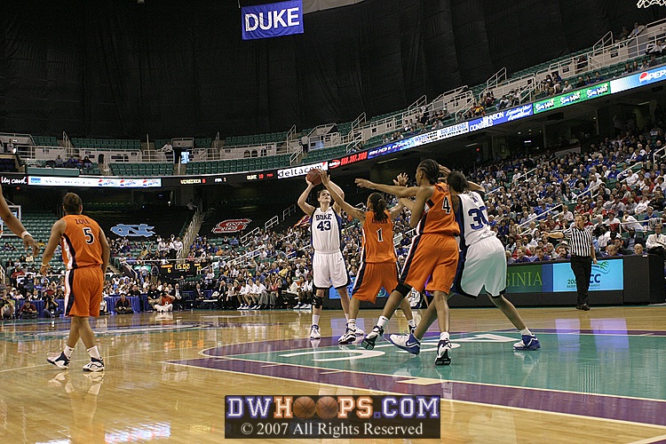 Alison Bales looks to make the entry pass...