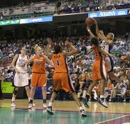 21-10, 8:46 - Monica Wright cuts off Lindsey Harding's drive