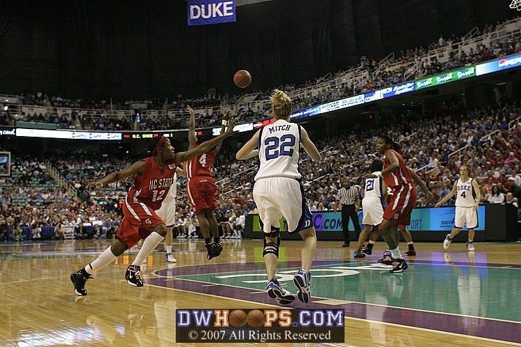 The pass comes in to Brittany Mitch...