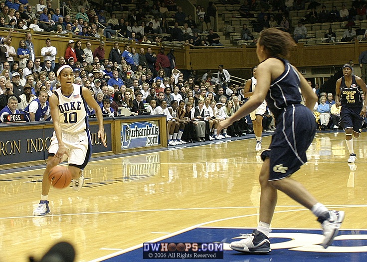 On the break, Harding drives... (1 of 3)