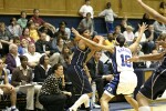 Jill Ingram guarded by Lindsey Harding