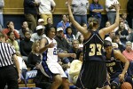 Joy Cheek gets a steal in the corner