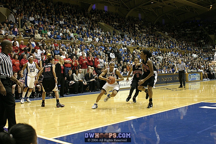 Lindsey Harding goes into double digits, scoring on the first of 2 consecutive layups.