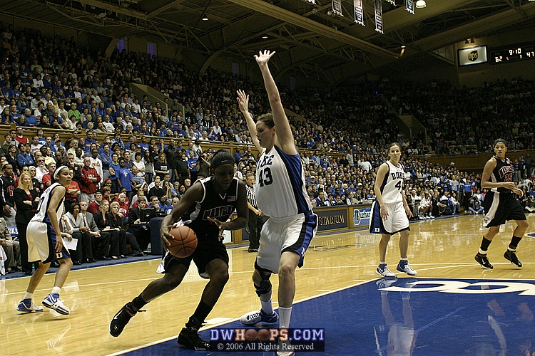 Crystal Langhorne drives