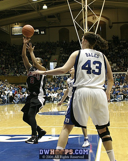 Sa'de Wiley-Gatewood converts the palindromic jumper.