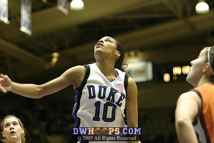 Lindsey Harding looks at a layup that didn't fall