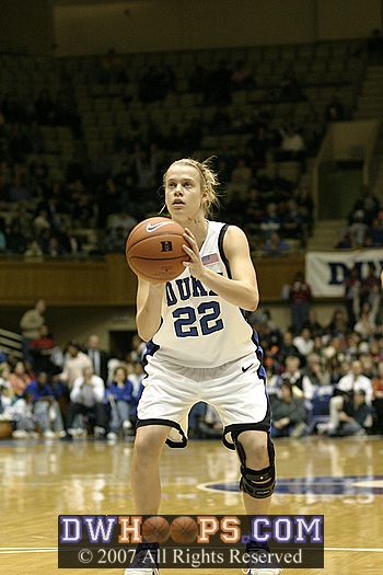 Brittany Mitch on the line - unfortunately neither attempt dropped