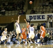 Emily Waner jump shot