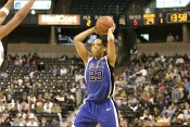 Wanisha Smith sees Bridgette Mitchell, who would put the ball in the basket so quickly that I was out of focus.  (Sorry!)