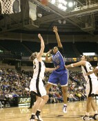 Joy Cheek converts from the lane, extending Duke's lead to 19