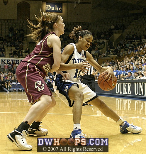Lindsey Harding is well guarded by Sarah Marshall