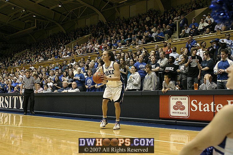 Abby Waner is open in the corner again...