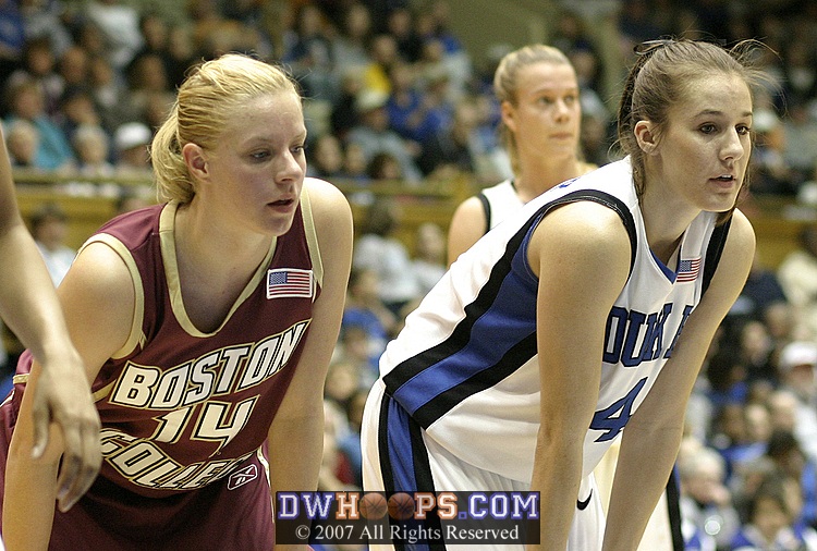 Elisabeth Egnell and Abby Waner wait for an Ayla Brown free throw.