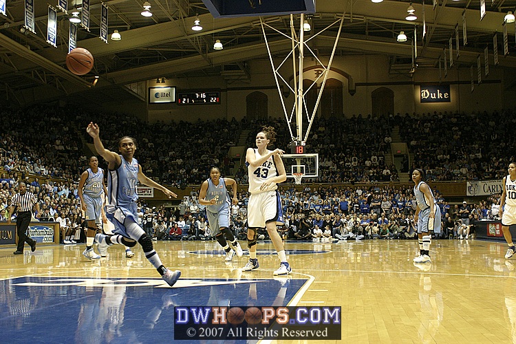 ...seeing the cutter, she whips the ball inside...