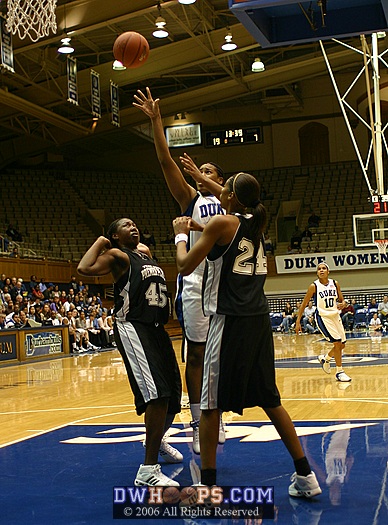 Joy Cheek creates her own shot in the lane (2 of 2)