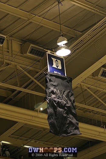 2006 Final Four banner unveiled (2 of 4)