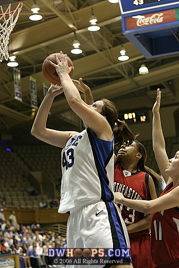 Alison Bales to the hoop