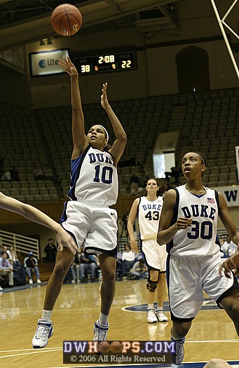 Lindsey Harding jump shot