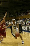 Lindsey Harding drives