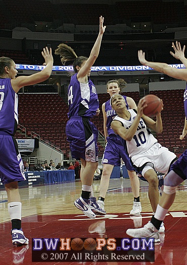 Lindsey Harding drives the well-defended lane, she would take and miss a jumper