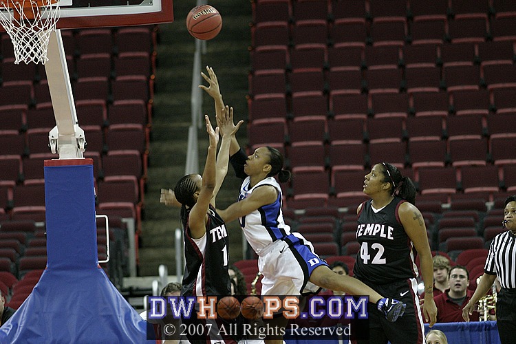 While shooting, Carrem Gay was fouled by Lady Comfort