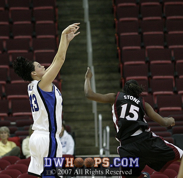 Alison shoots over Jasmine Stone