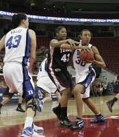 13-8, 11:36 - Carrem Gay steals the ball from Lady Comfort