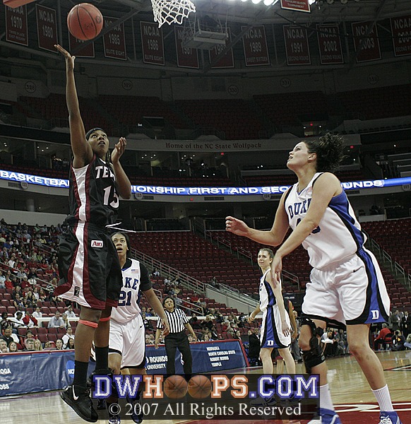 An open layup for Temple reserve Jasmine Stone, who scored all 4 of Temple's bench points.