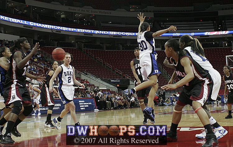 Temple dumps the ball in to Nicole Pittman
