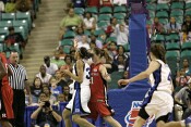 16-14, 4:46 - Carrem posts up Vaughn...