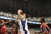 32-26, 14:40 - Alison Bales, about to be fouled by Myia Mccurdy (right)