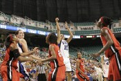 - Lindsey's jumper comes up short
