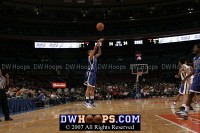  - Jasmine Thomas tries a three, but also with no luck
