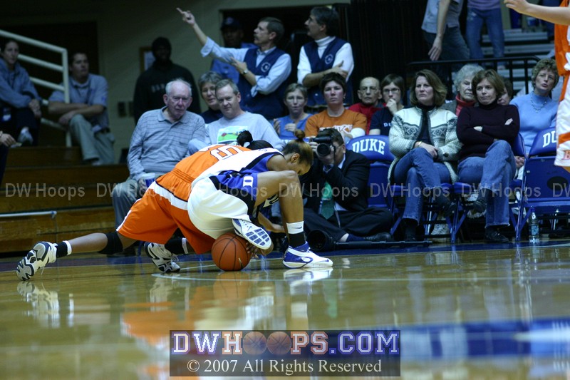Jasmine Thomas ties up Andrea Wright sequence (2 of 3)