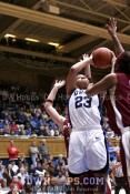 Wanisha Smith goes up for the shot... - 23-15 - 4:46 1st
