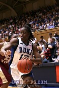 Karima Christmas drives the baseline - 24-17 - 4:00 1st