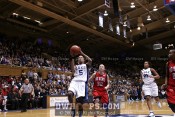 Jasmine Thomas layup sequence (2 of 3) - 16-12 - 10:28 1st