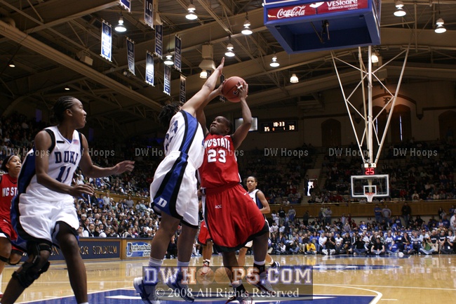 Shayla Fields goes up for a shot after the KD steal...