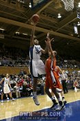 This Krystal Thomas shot didn't count, she'd travelled - 29-20 - 4:41 1st