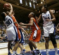 Carrem Gay fouls Andrea Barbour - 82-49 - 2:14 2nd