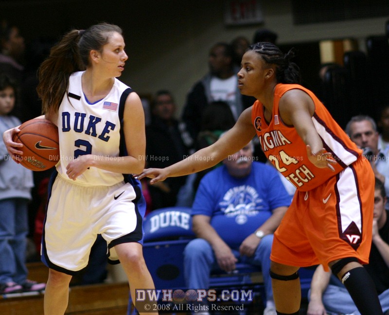 Lakeisha Logan guards Emily Waner, who sees something...