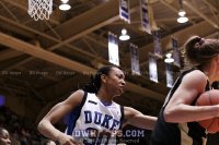 Sequence: Gay and Groves battle for a rebound - 7-0 - 14:21 1st