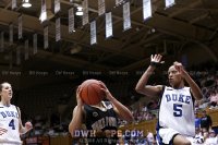Sequence: Jasmine Thomas spoils a Courtney Morris fast break - 61-31 - 6:47 2nd