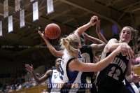 Sequence: Late action on Wake's end culminating in a Mitch foul -  - 