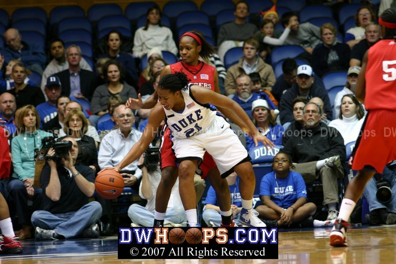 Joy Cheek tries to get control of the ball in the paint.