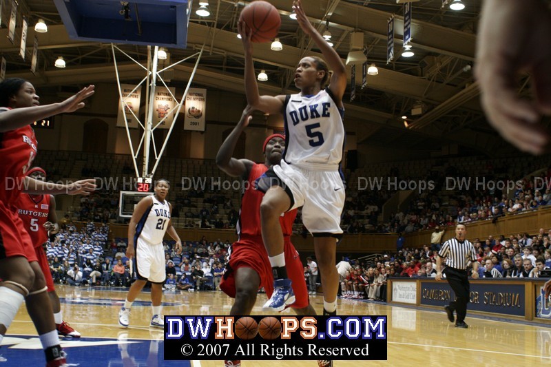 Jasmine Thomas put Duke back within two