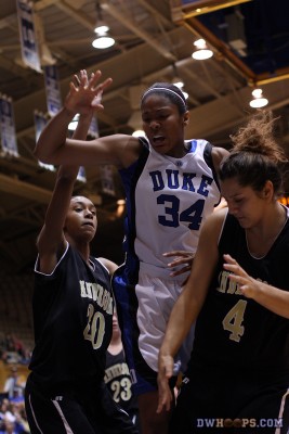 Turnover by Krystal Thomas - 20-11 - 9:32 1st - D34