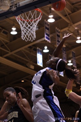 Christmas layup (3 of 3) - 39-11 - 3:12 1st - D13