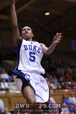 Jasmine scores off a Christmas steal