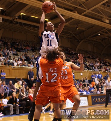 Tech's brave 5'7" Nikki Davis takes Chante Black's charge -  - 